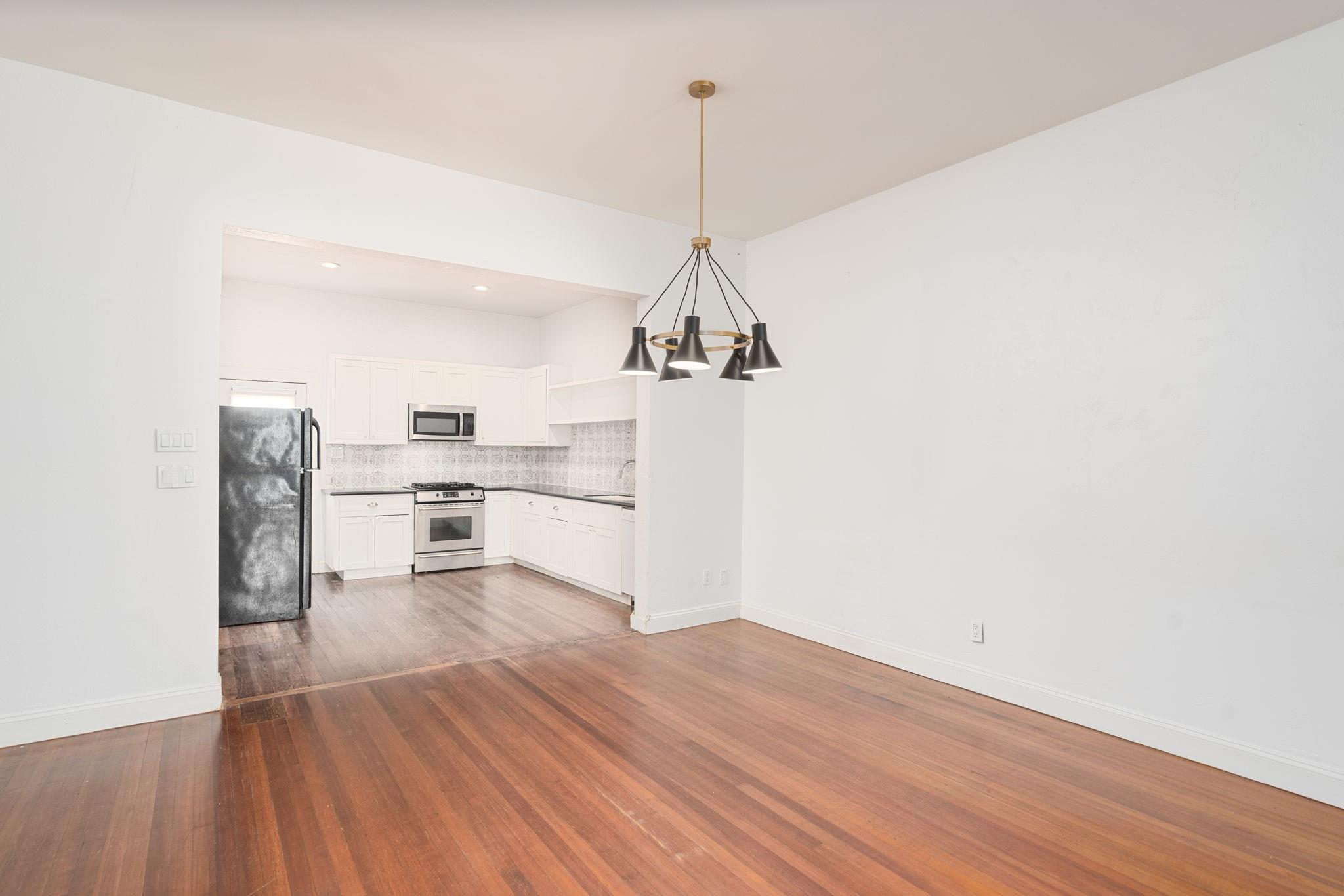 5212 Joe Sayers Ave