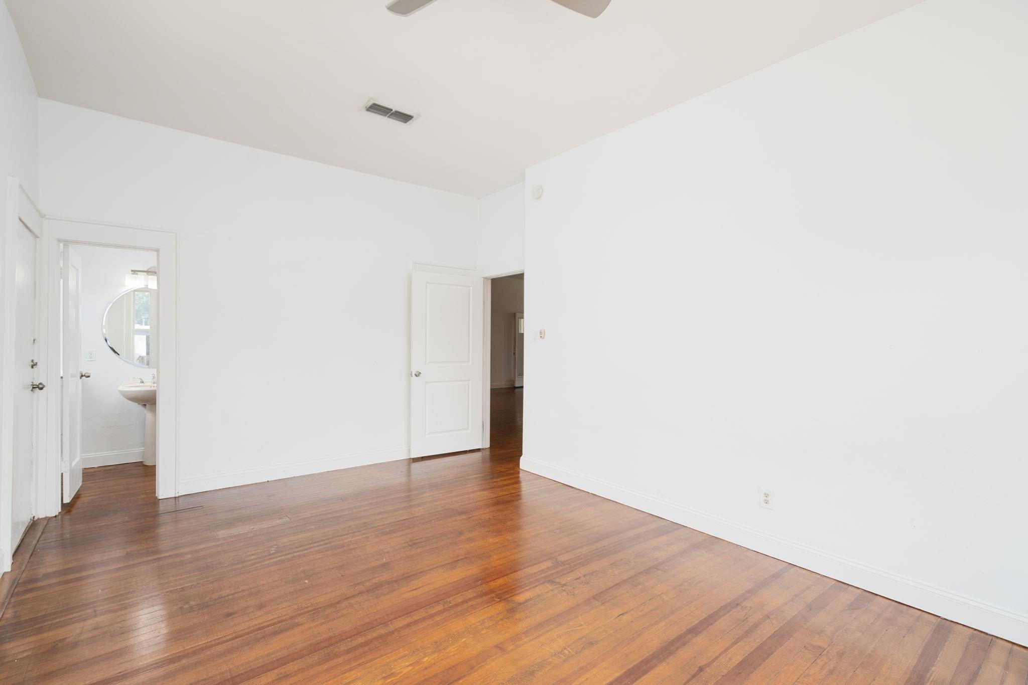 5212 Joe Sayers Ave