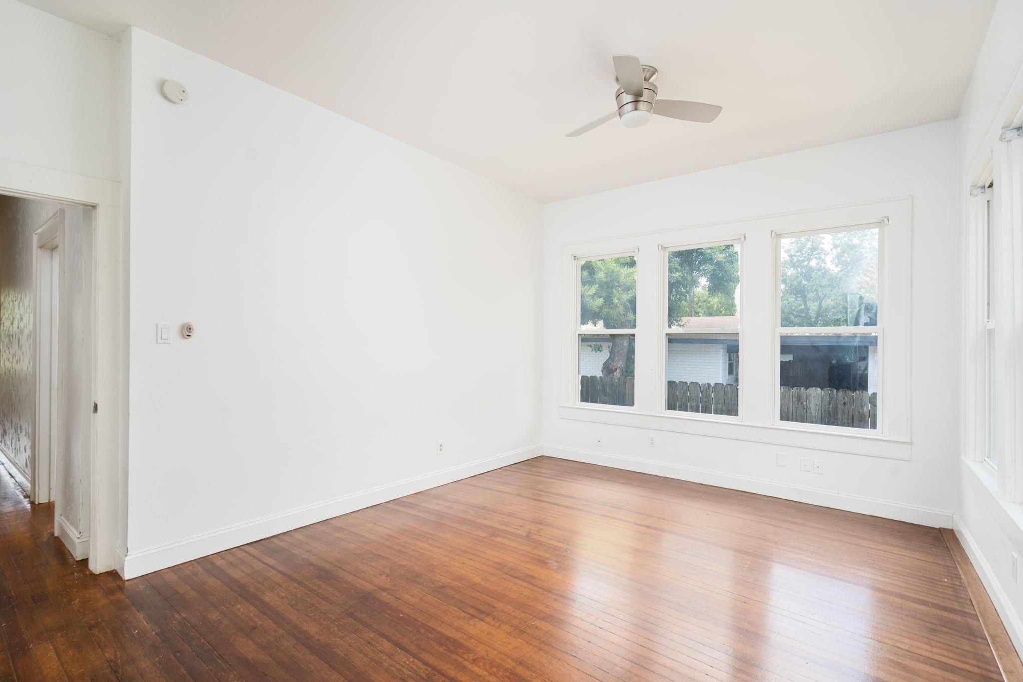 5212 Joe Sayers Ave