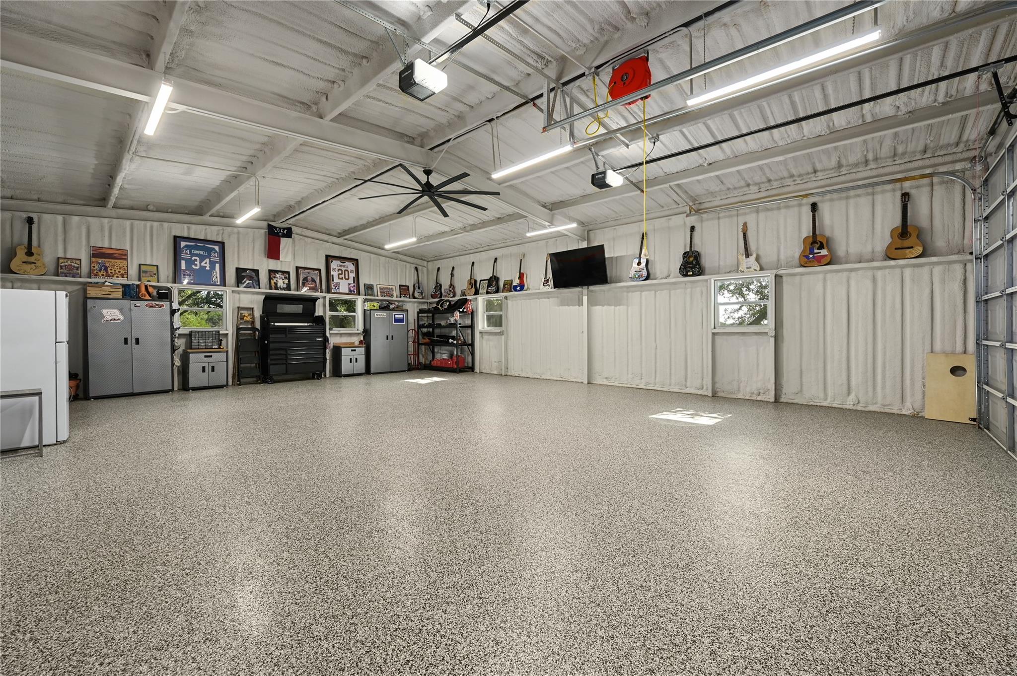 513 Somerset Woods CT