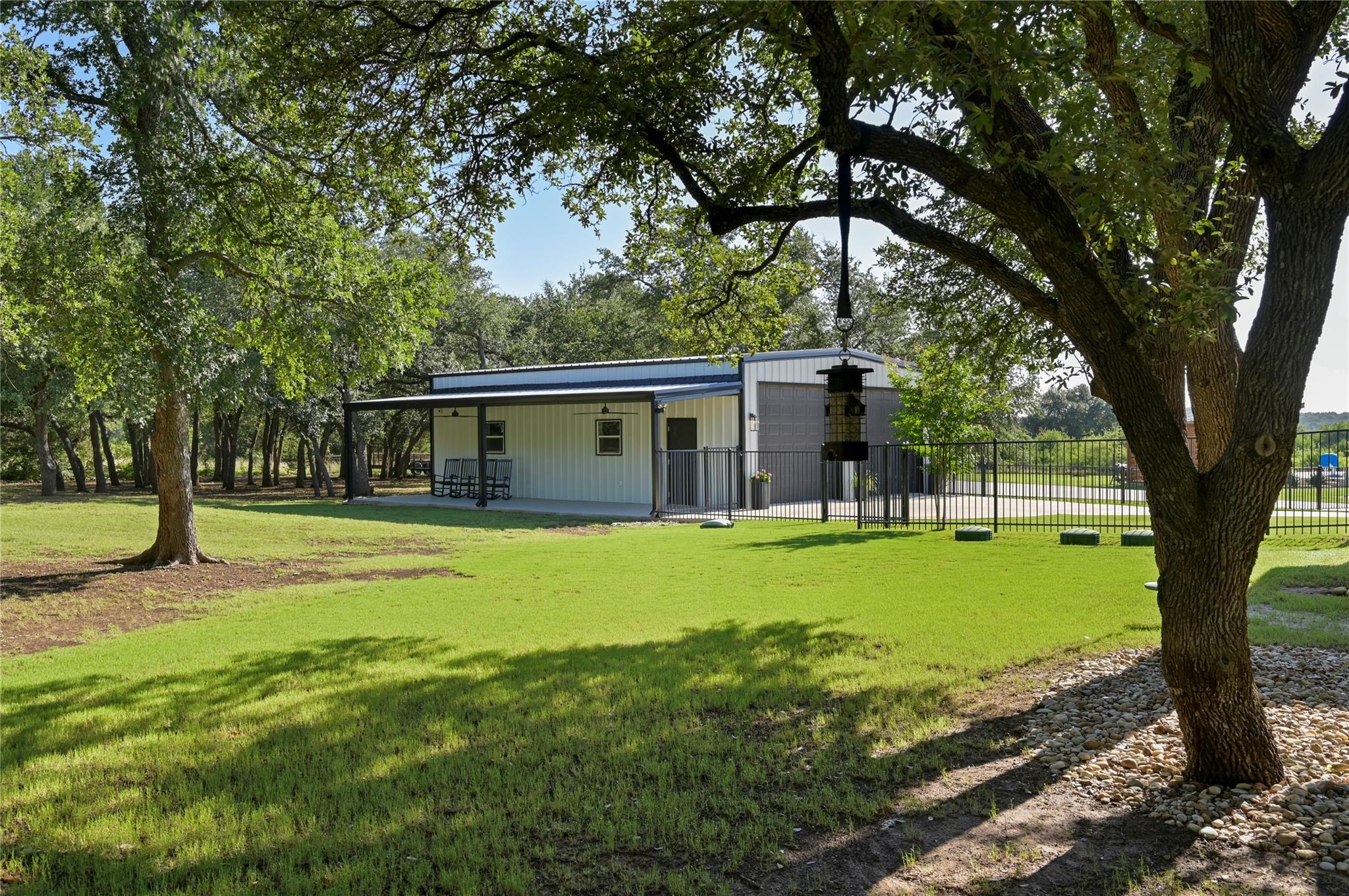 513 Somerset Woods CT