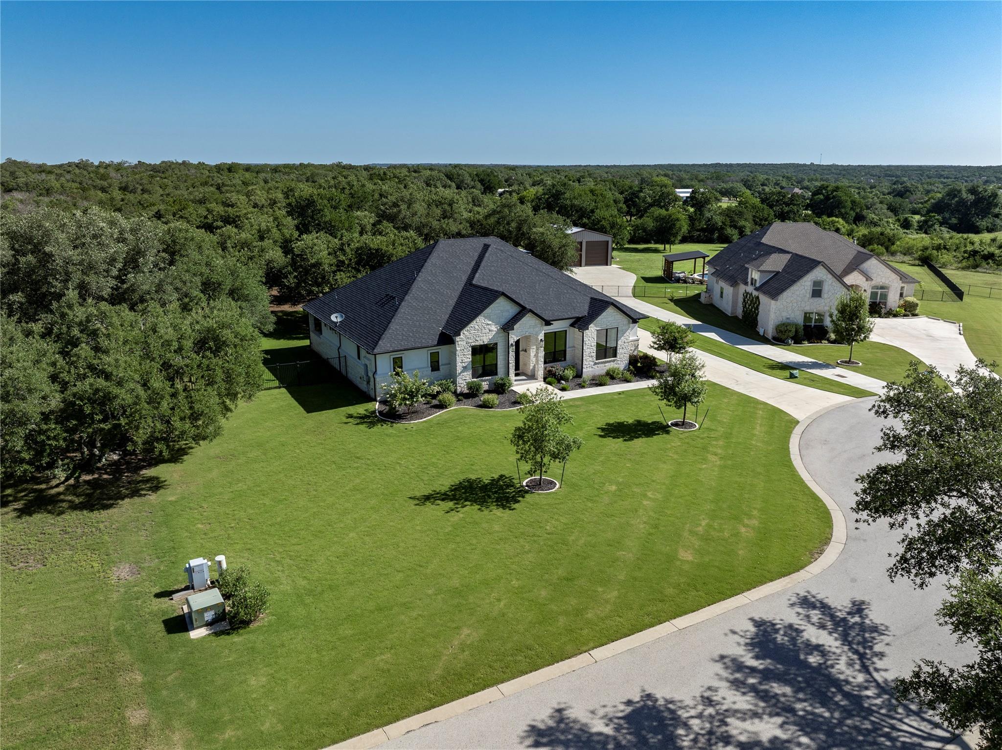 513 Somerset Woods CT