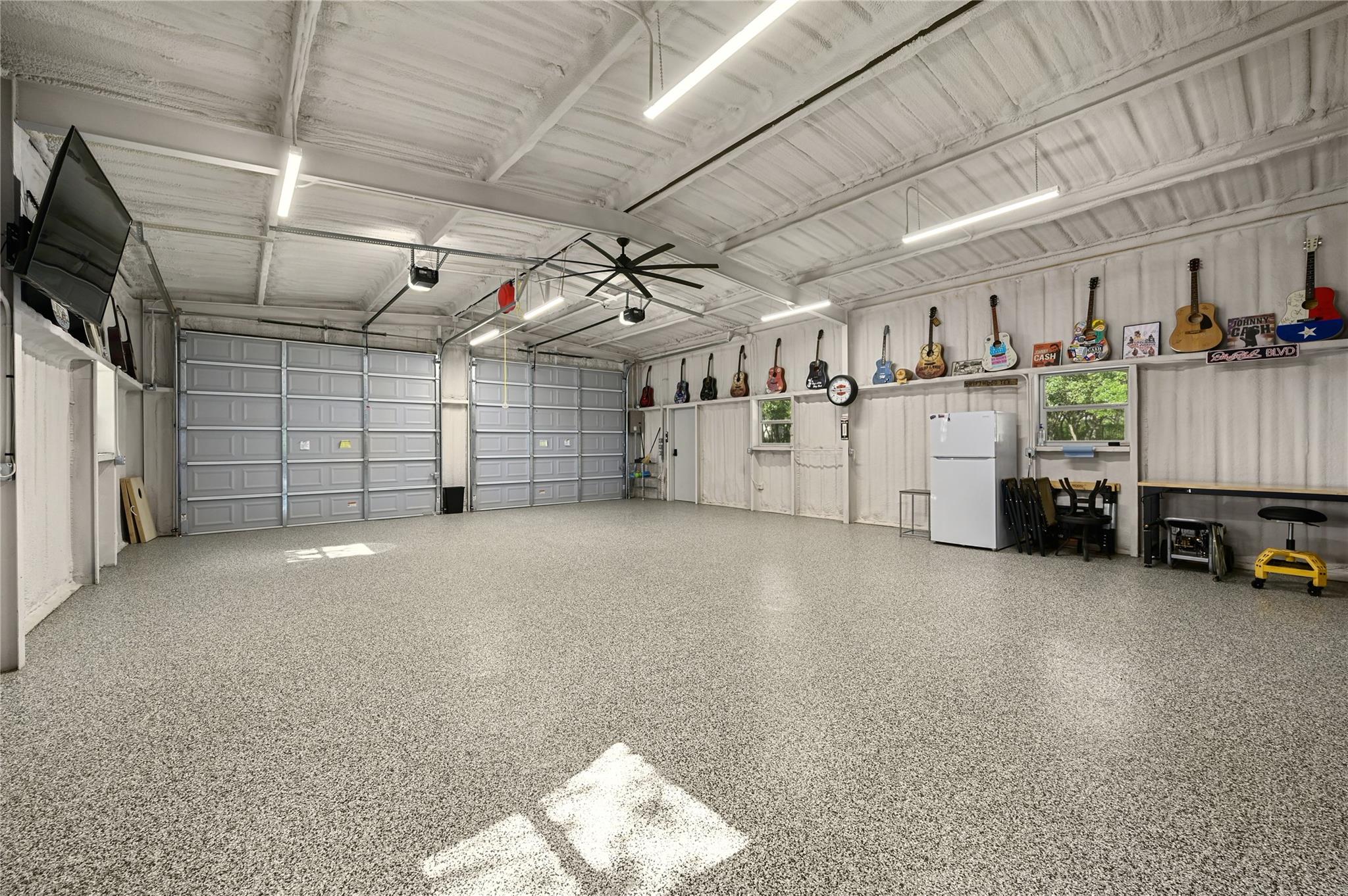 513 Somerset Woods CT