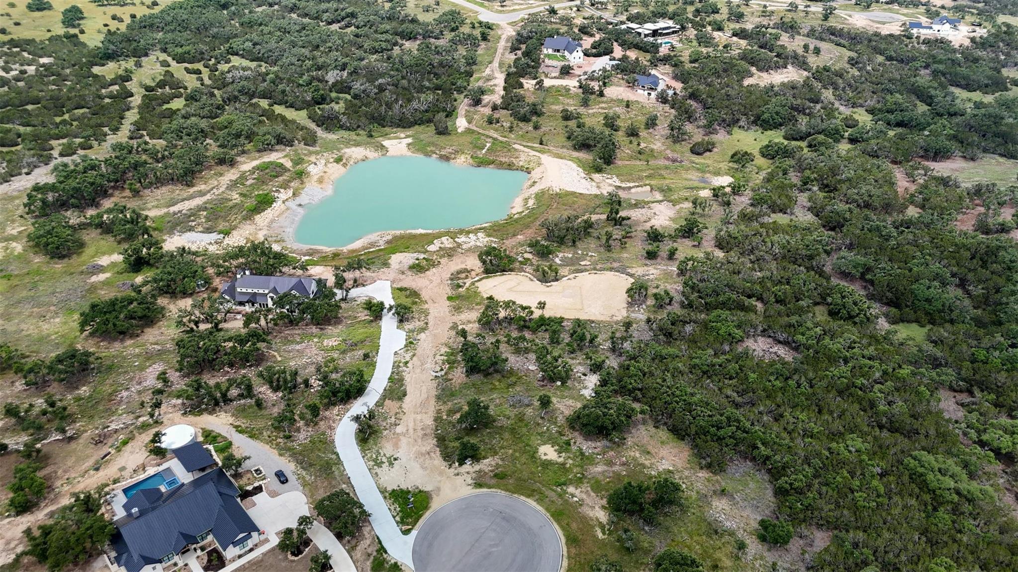 305 W Dripping View CT