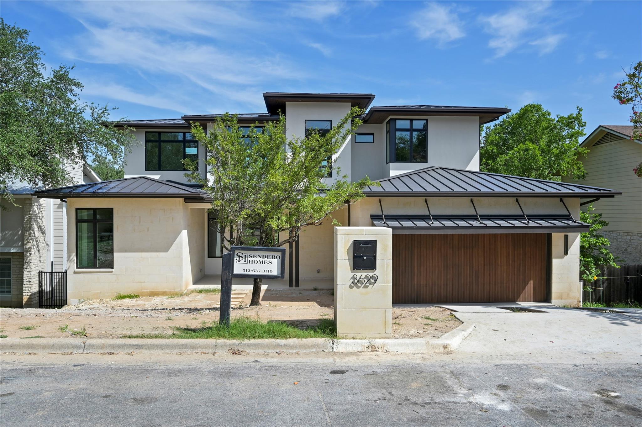 3629 Peregrine Falcon DR