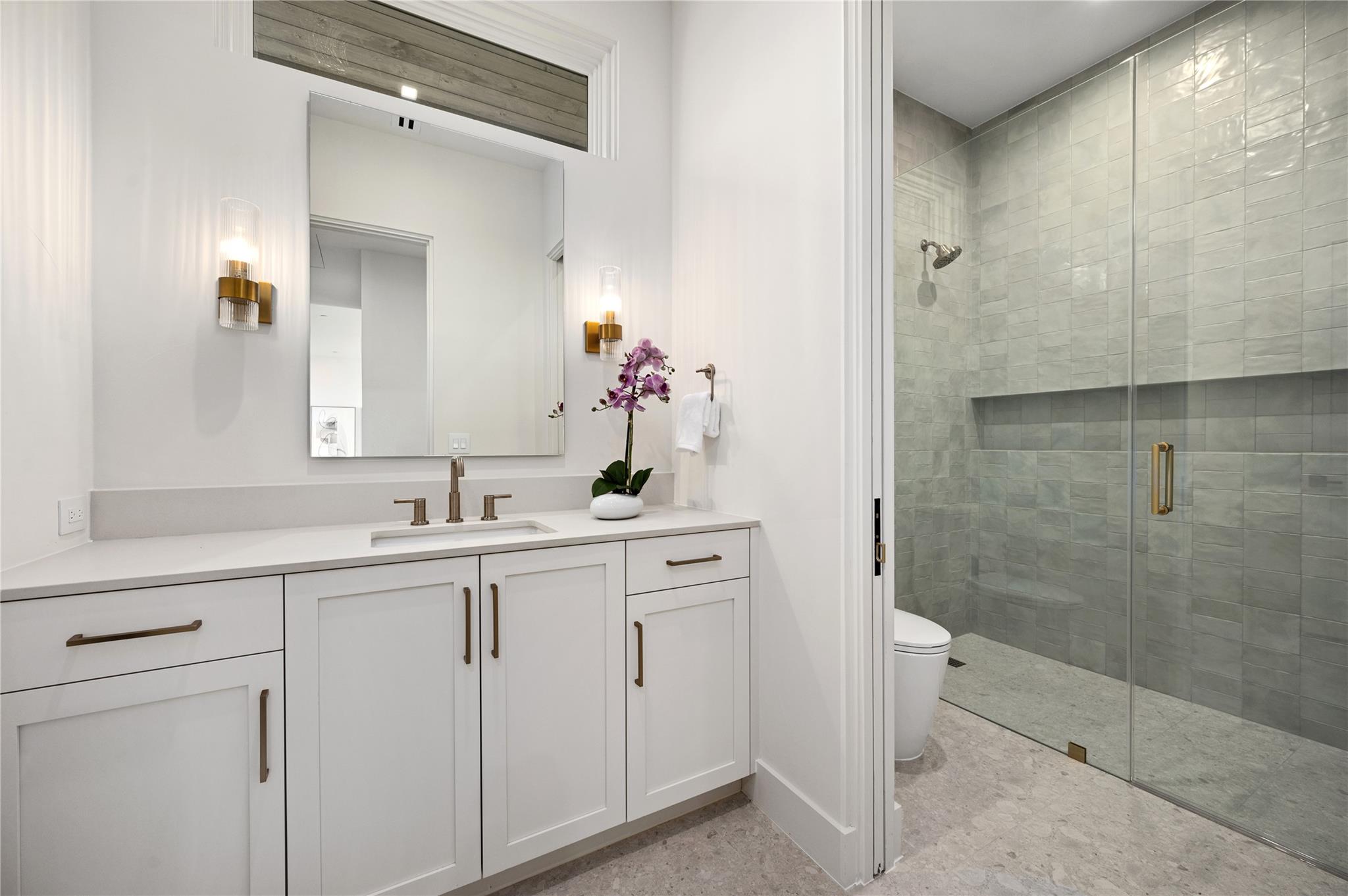 3629 Peregrine Falcon DR