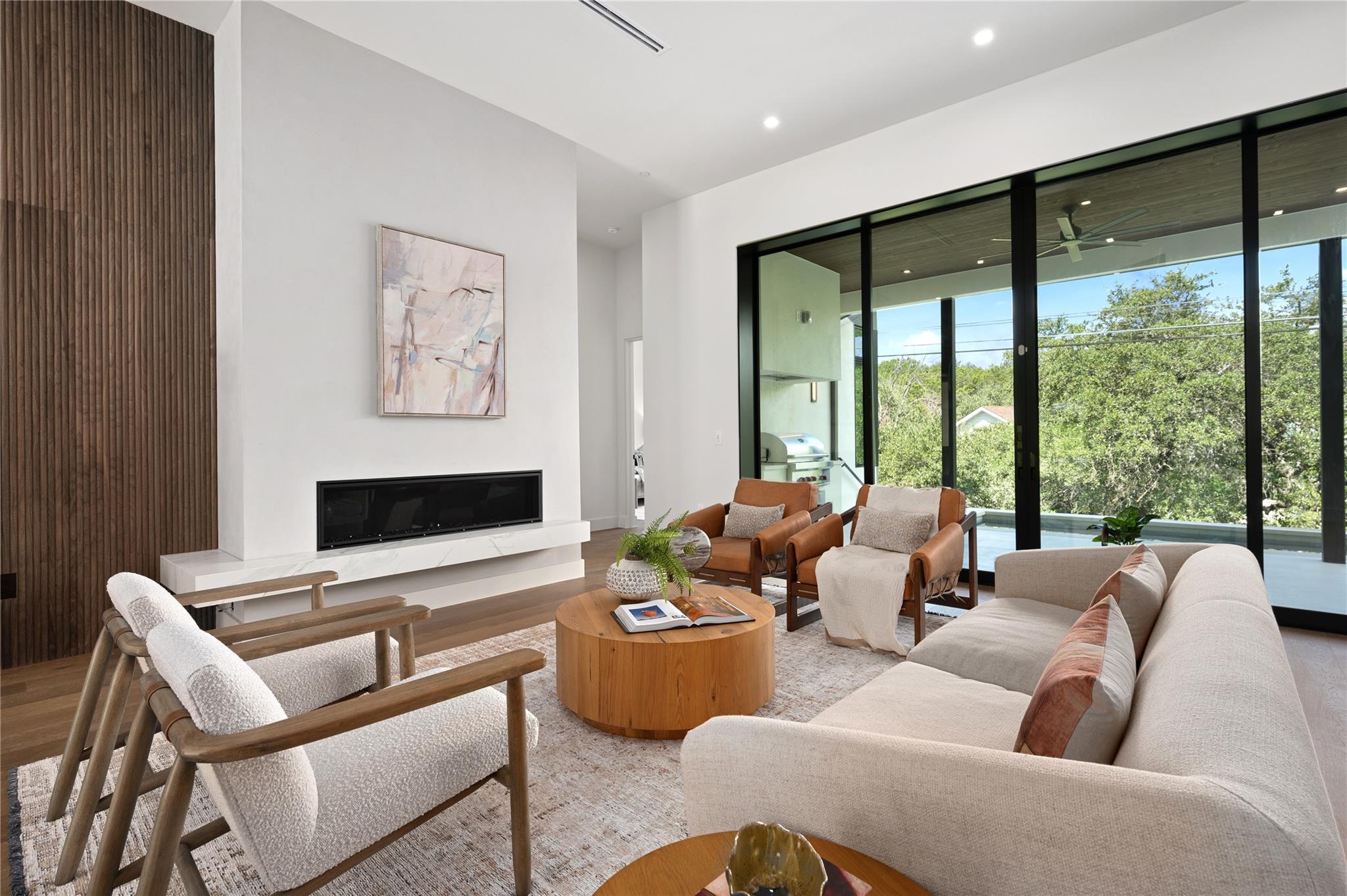 3629 Peregrine Falcon DR