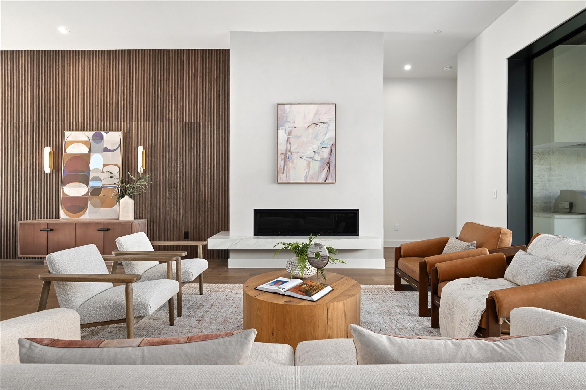 3629 Peregrine Falcon DR