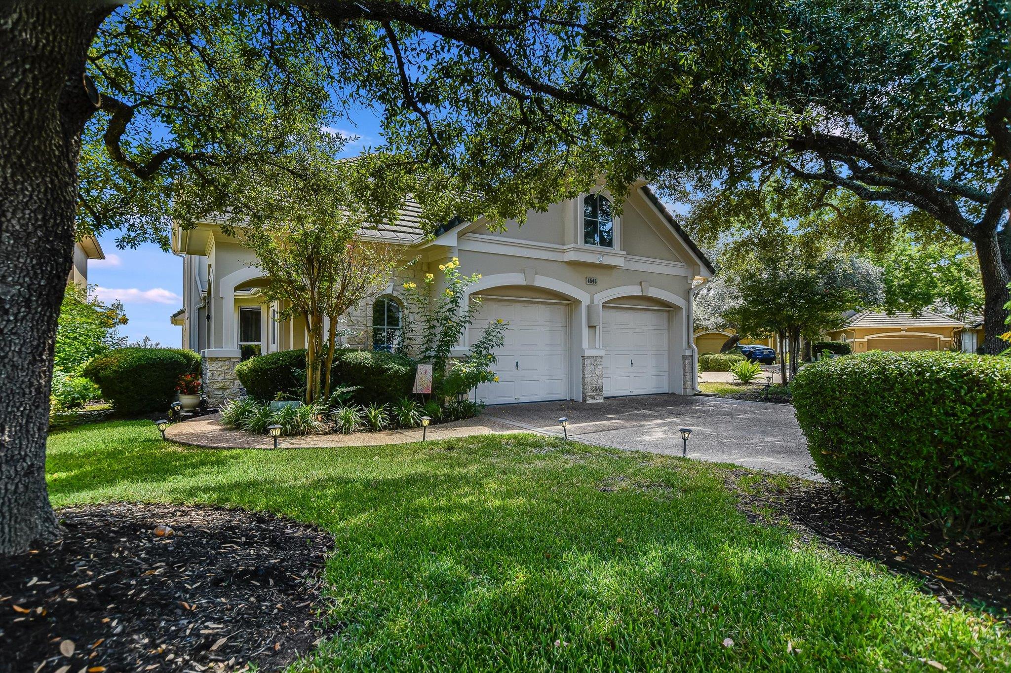 4545 Golf Vista DR