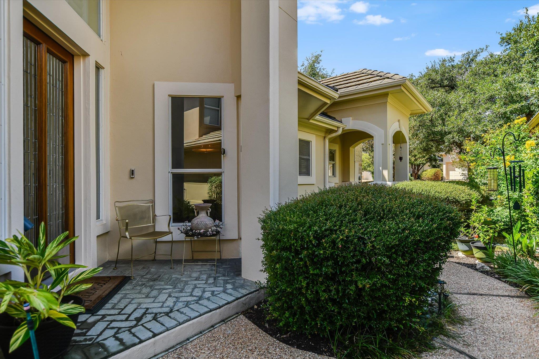 4545 Golf Vista DR