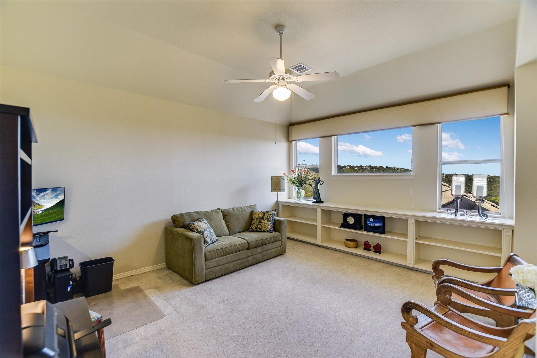 4545 Golf Vista DR