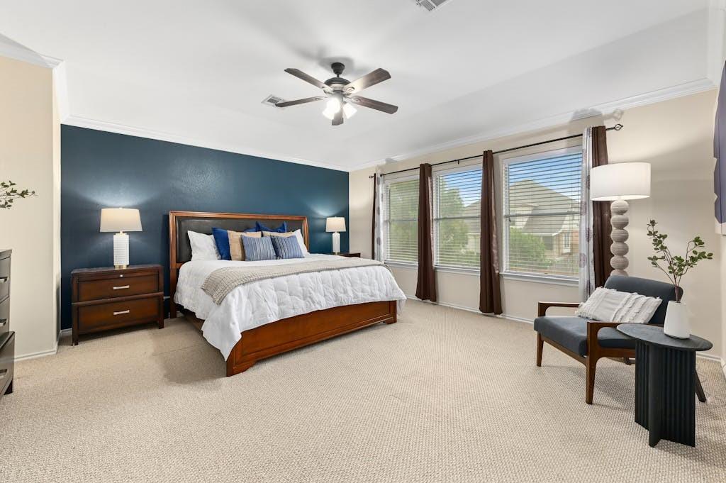 18609 Royal Pointe DR