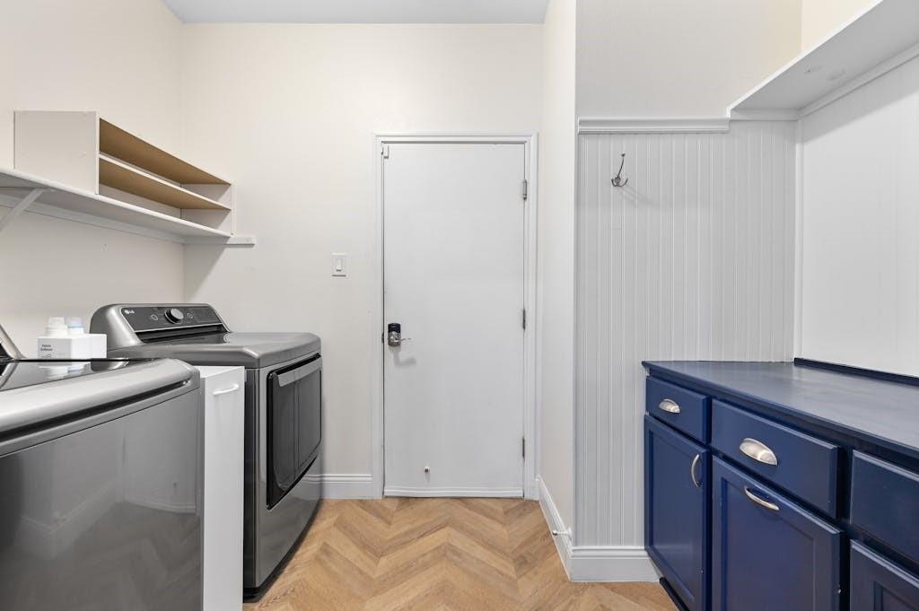 18609 Royal Pointe DR