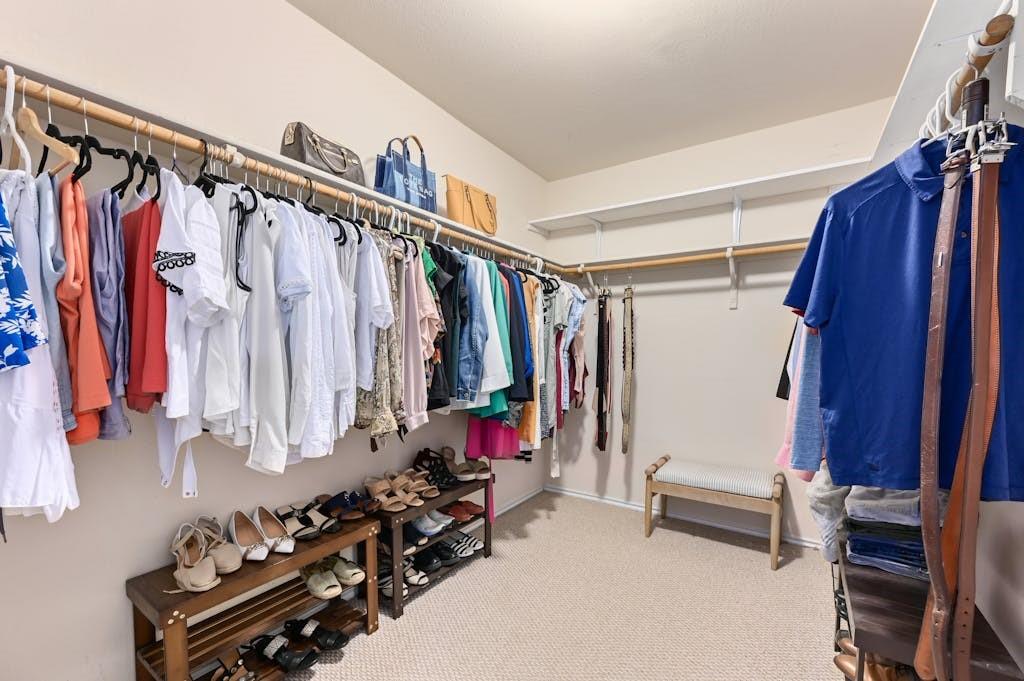 18609 Royal Pointe DR