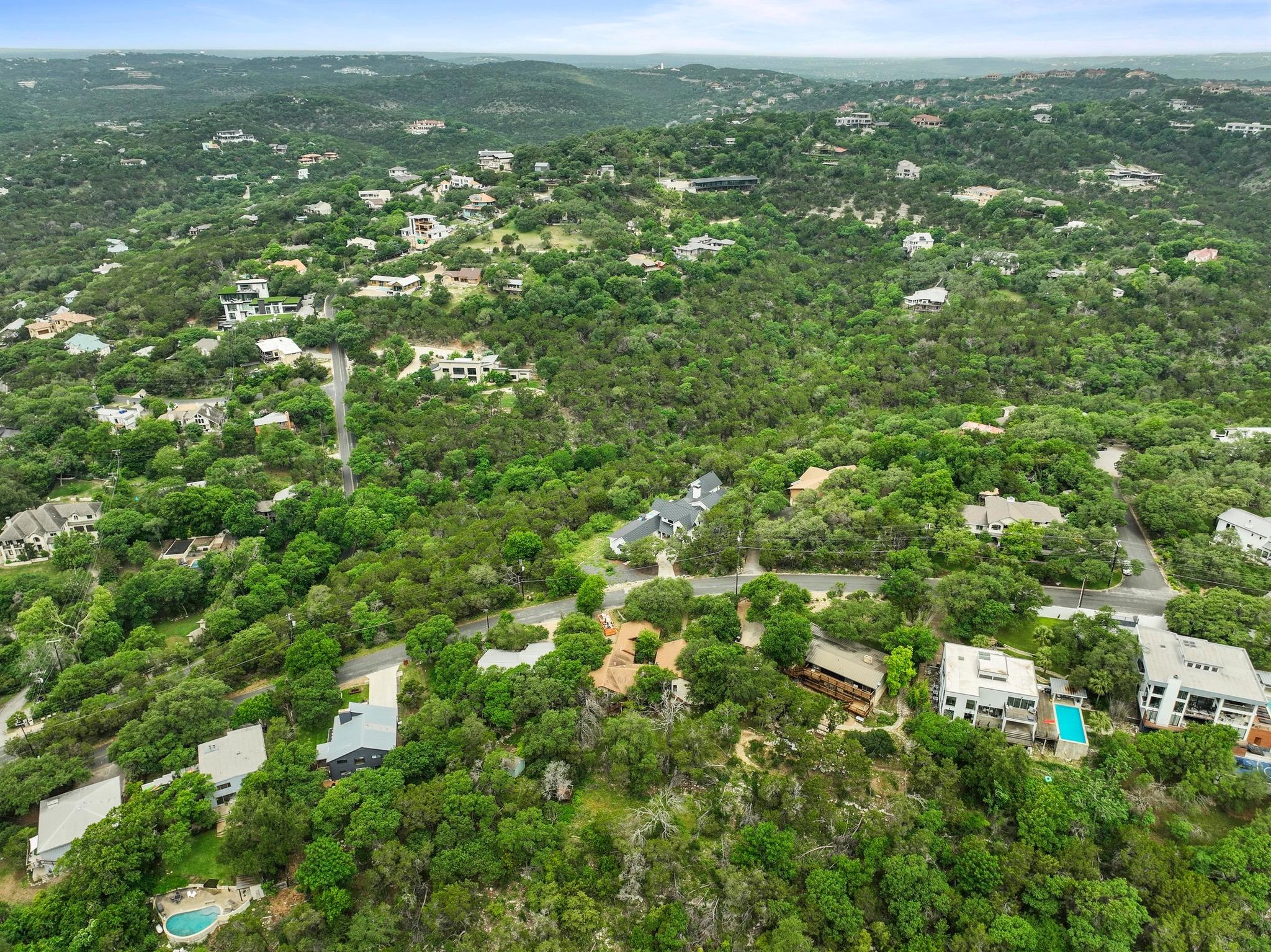 2101 Trail Of Madrones