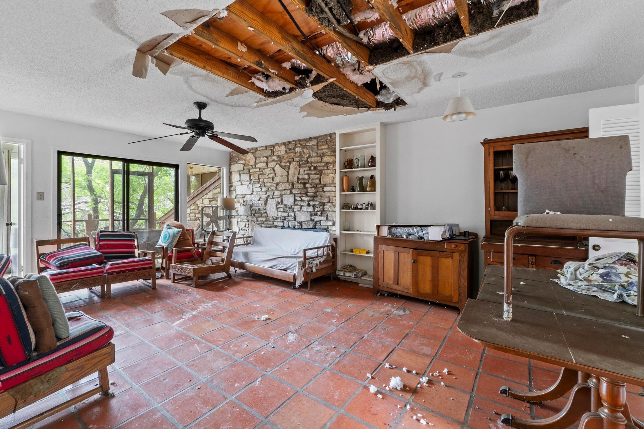 2101 Trail Of Madrones