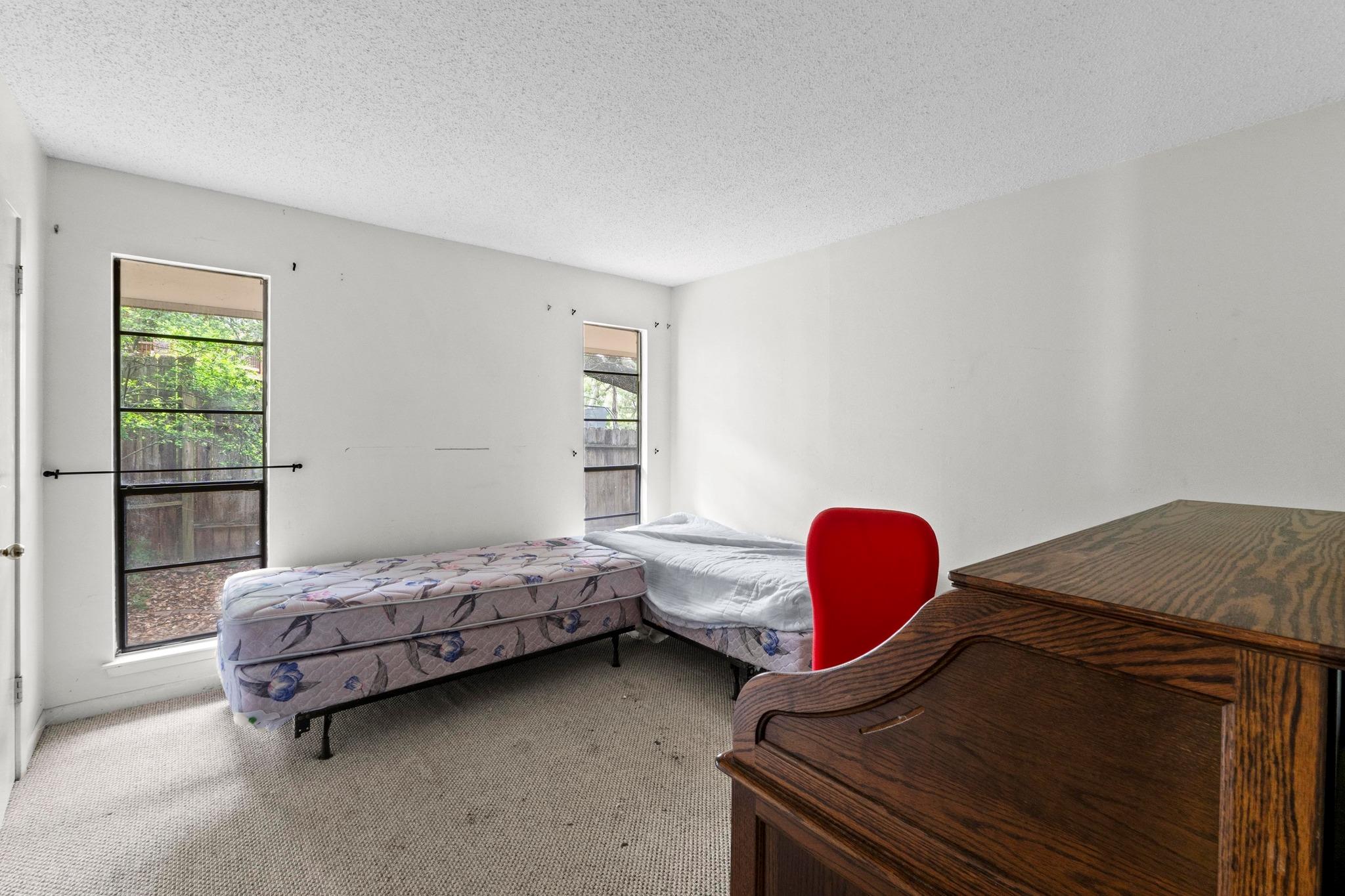 2101 Trail Of Madrones