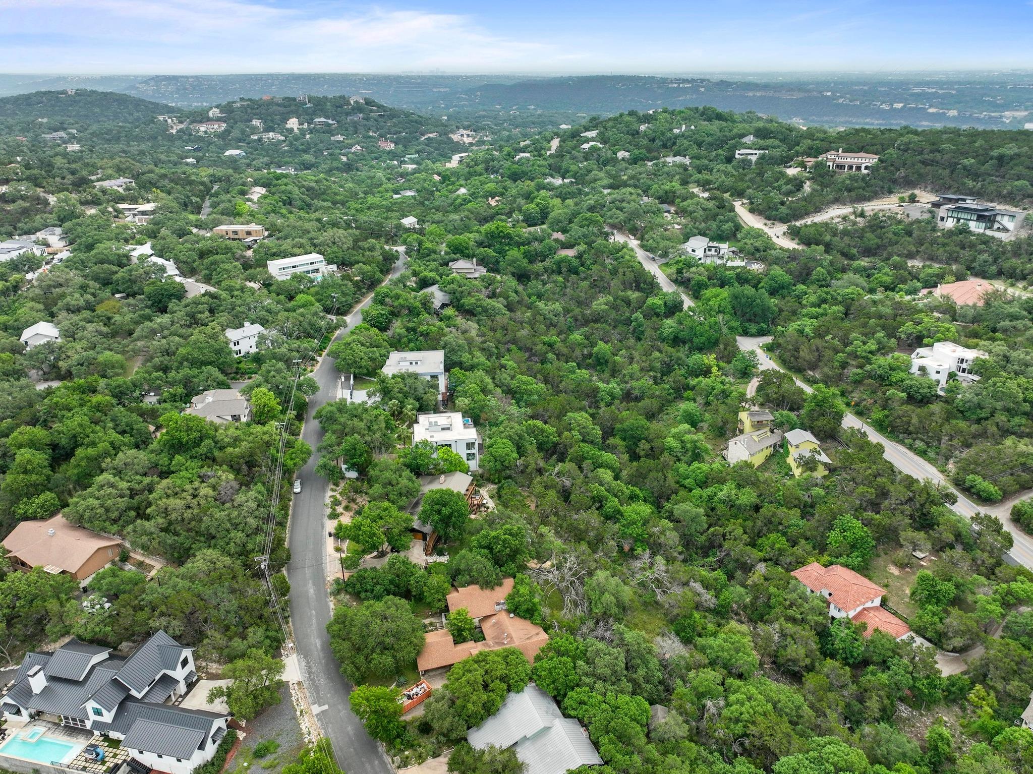 2101 Trail Of Madrones