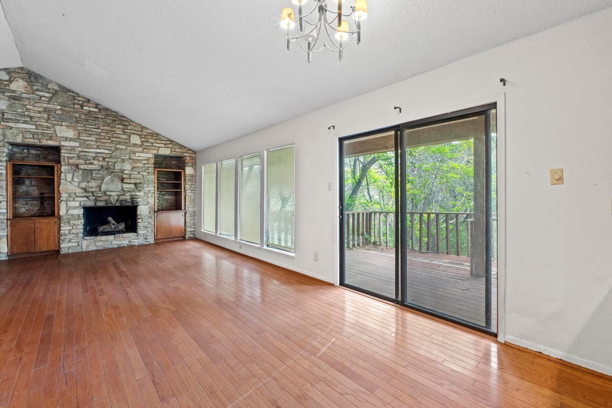 2101 Trail Of Madrones