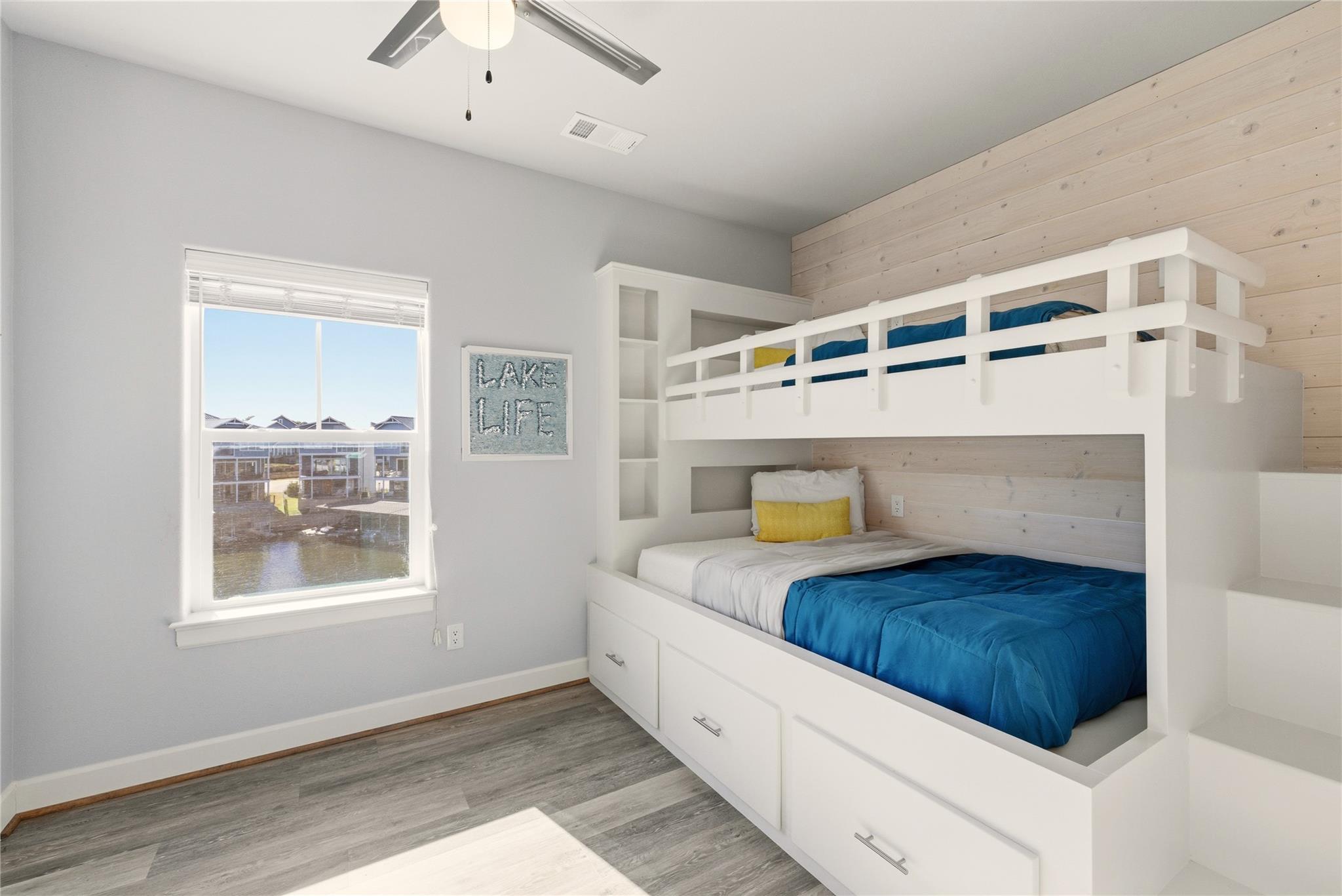 321 Island CIR