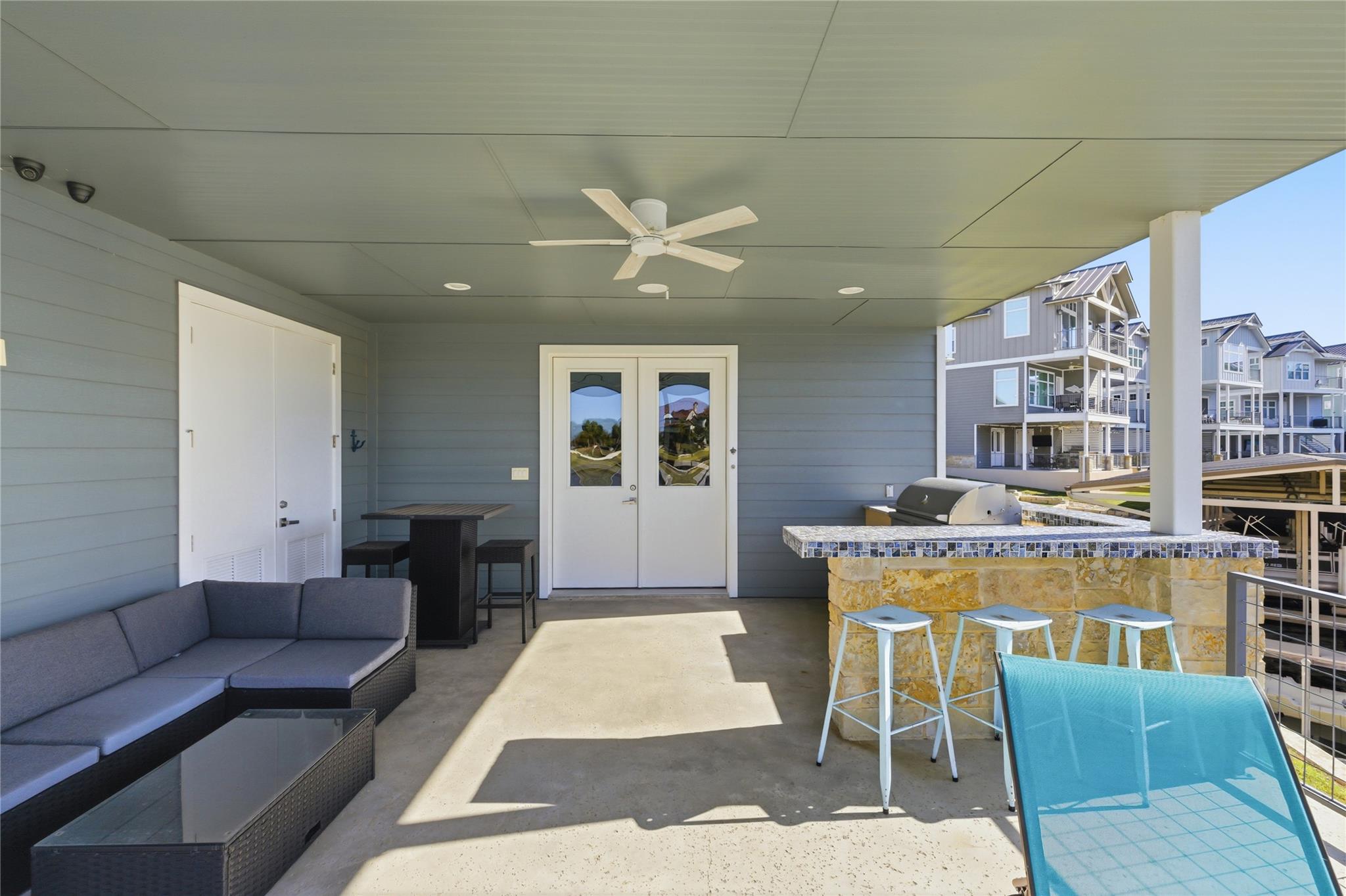 321 Island CIR