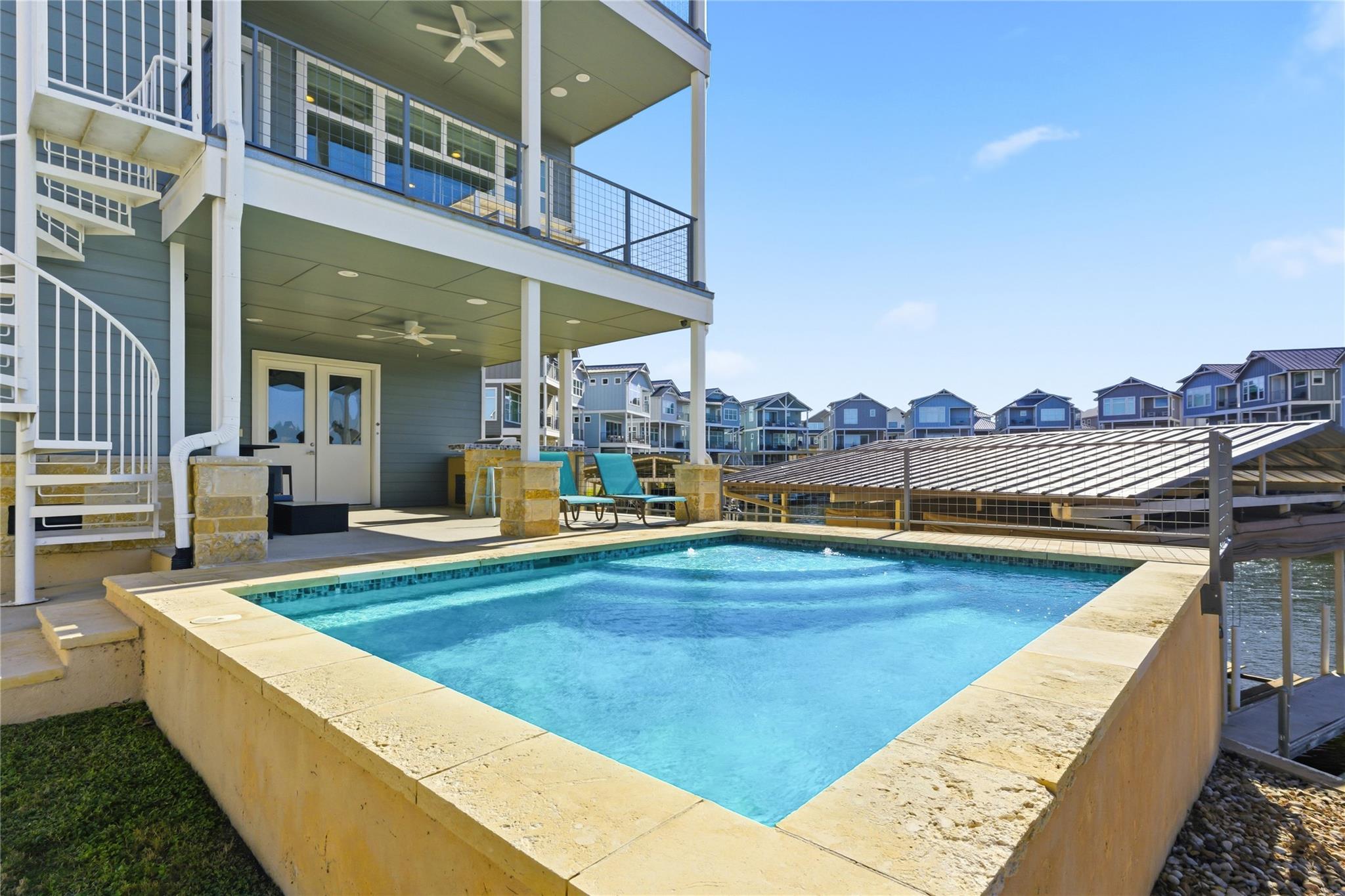 321 Island CIR