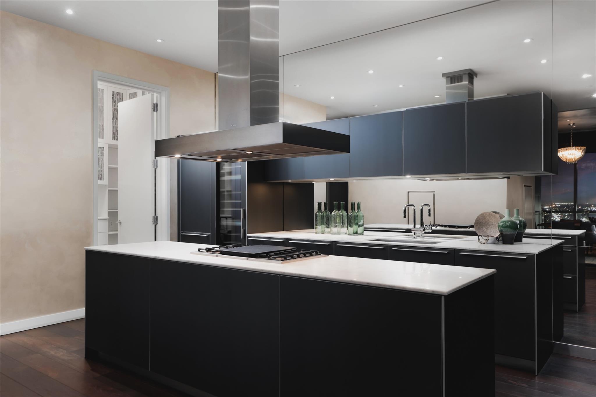 210 Lavaca ST # 3601