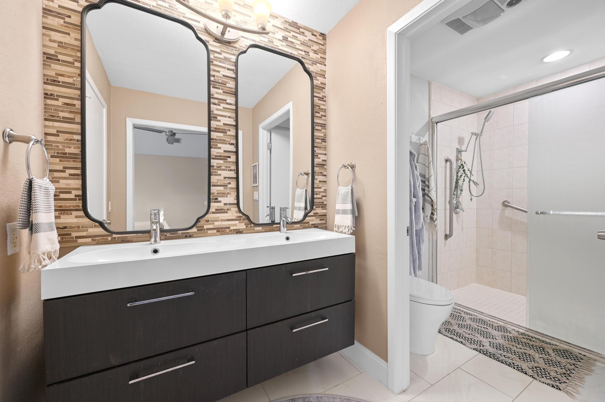 11100 Centennial TRL