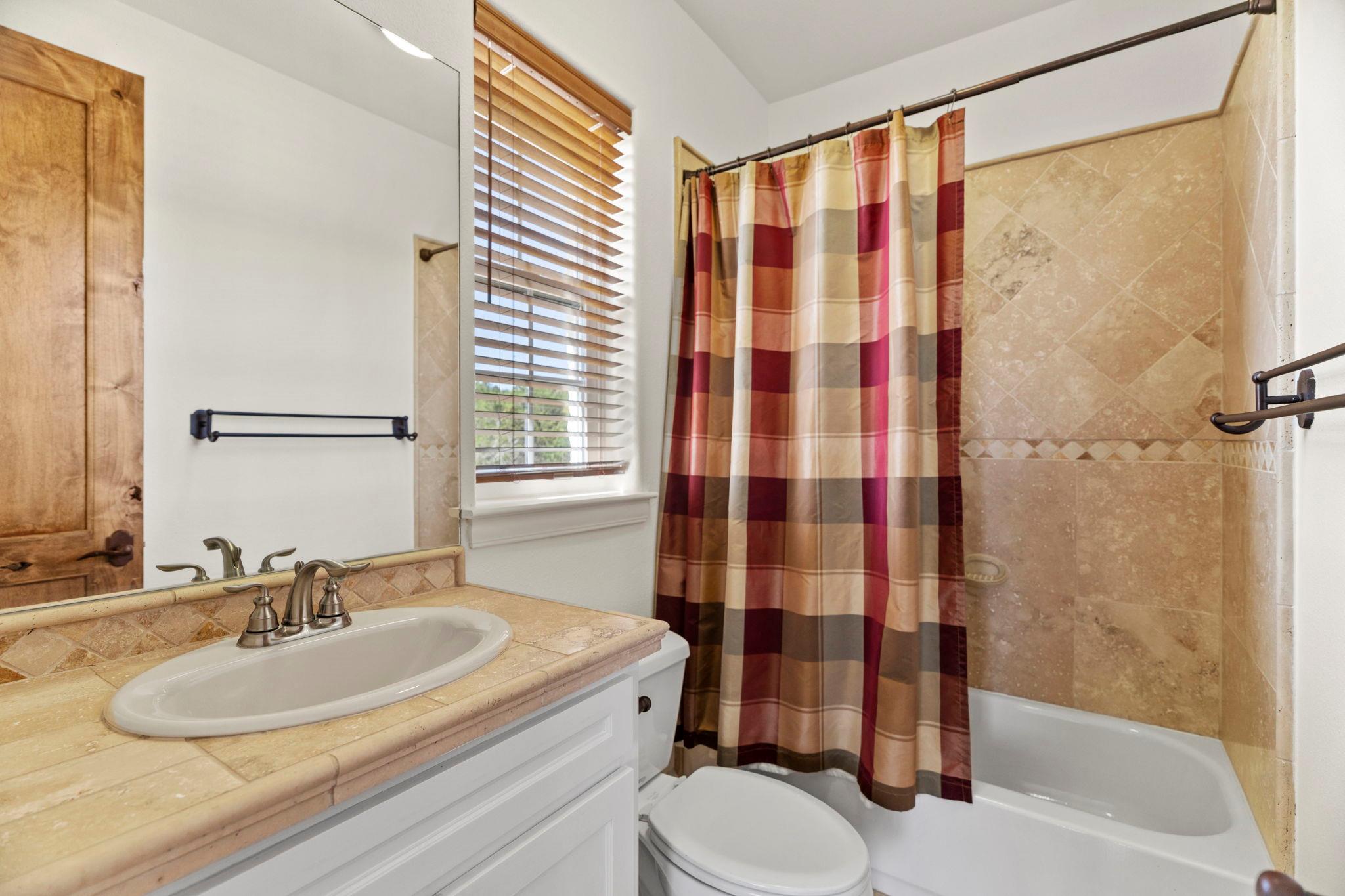 2180 La Ventana PKWY