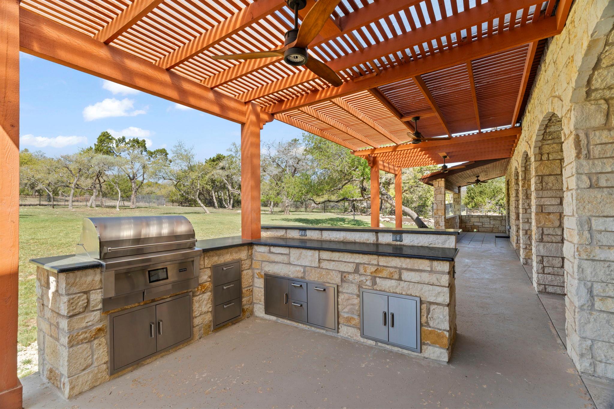 2180 La Ventana PKWY