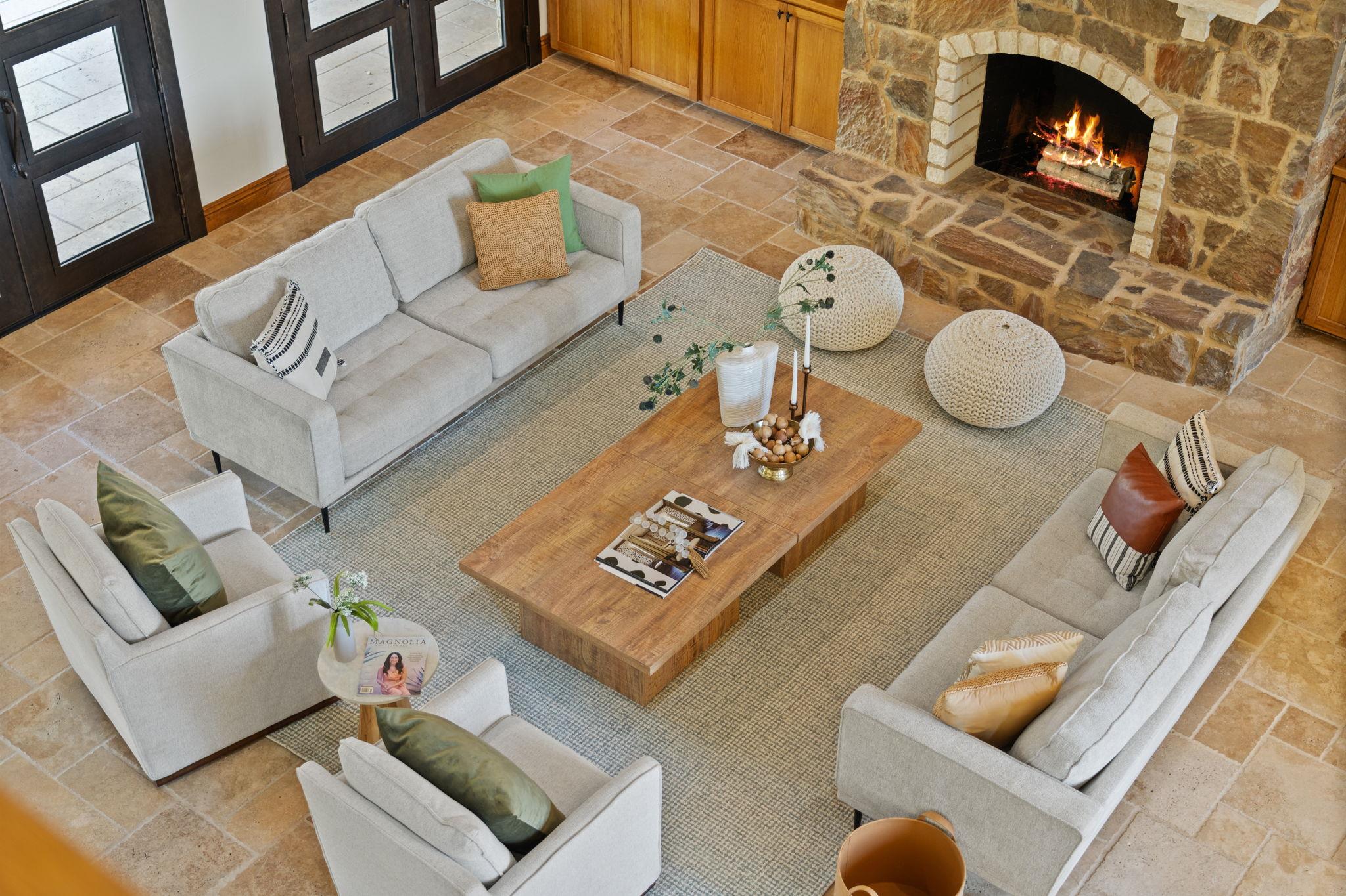 2180 La Ventana PKWY