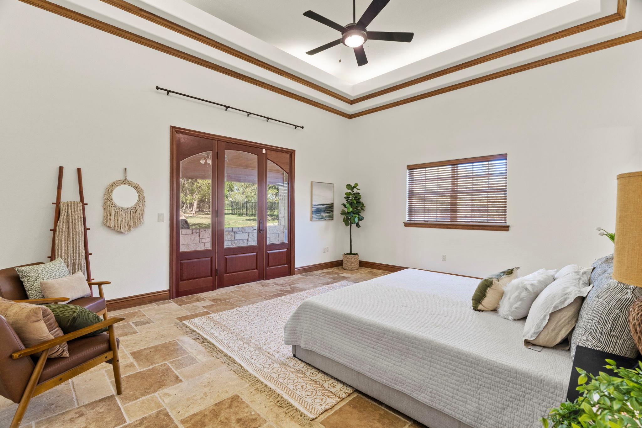 2180 La Ventana PKWY