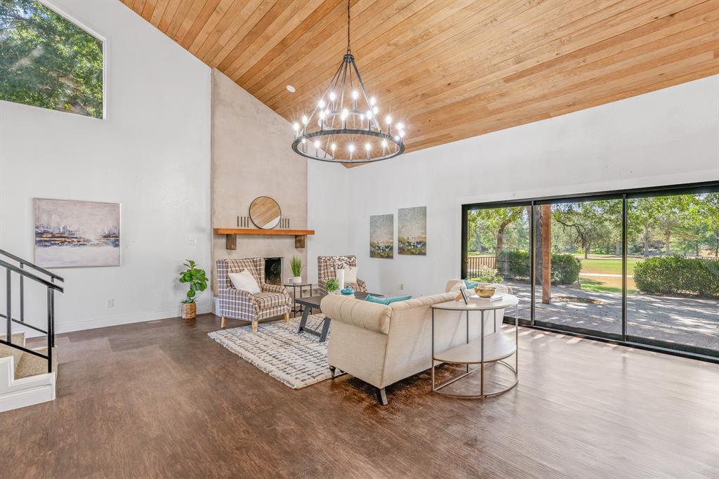 544 E 544 Sand Bend DR