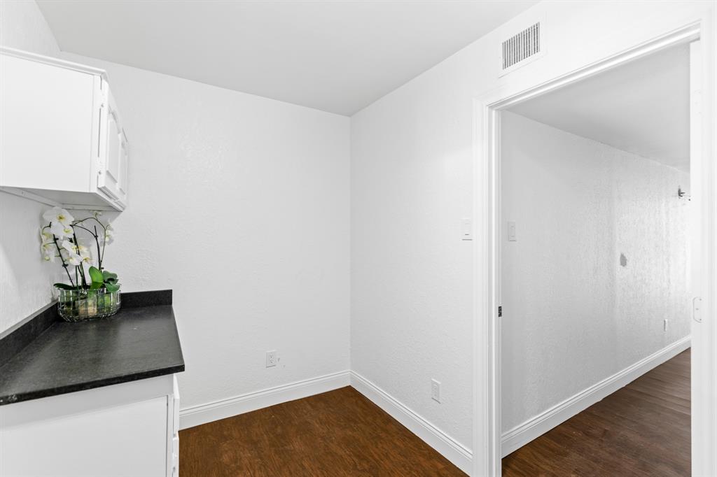 544 E 544 Sand Bend DR