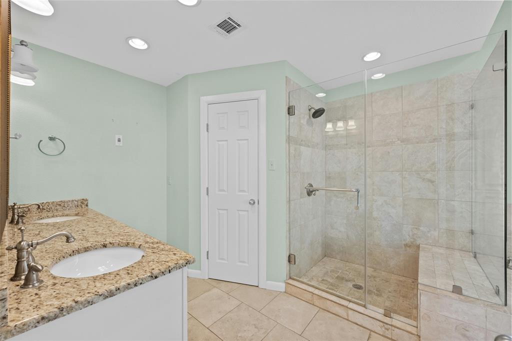 2212 Westlake DR # A