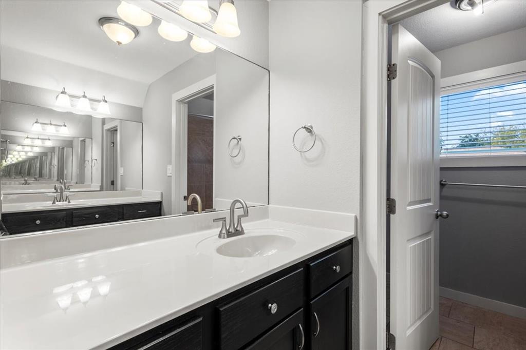 110 Oak Ridge CIR