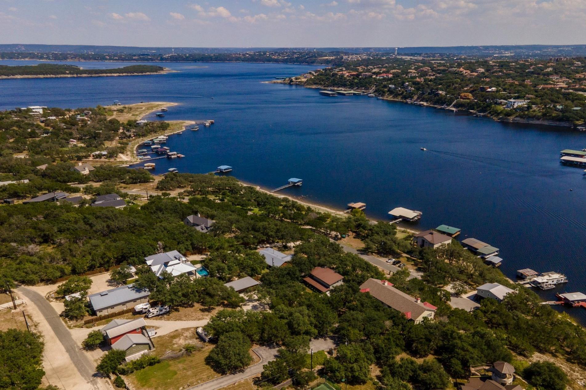 1101 OAK HURST RD # 201