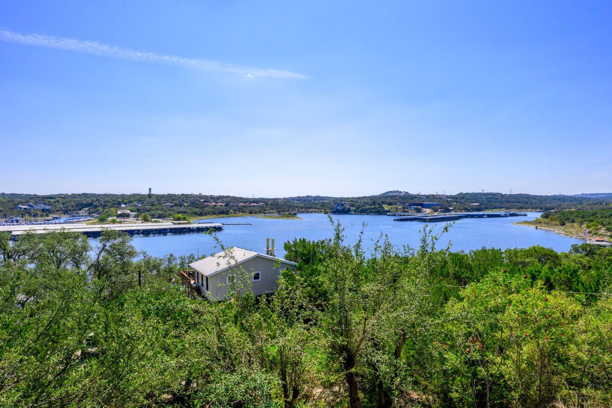 1101 OAK HURST RD # 201