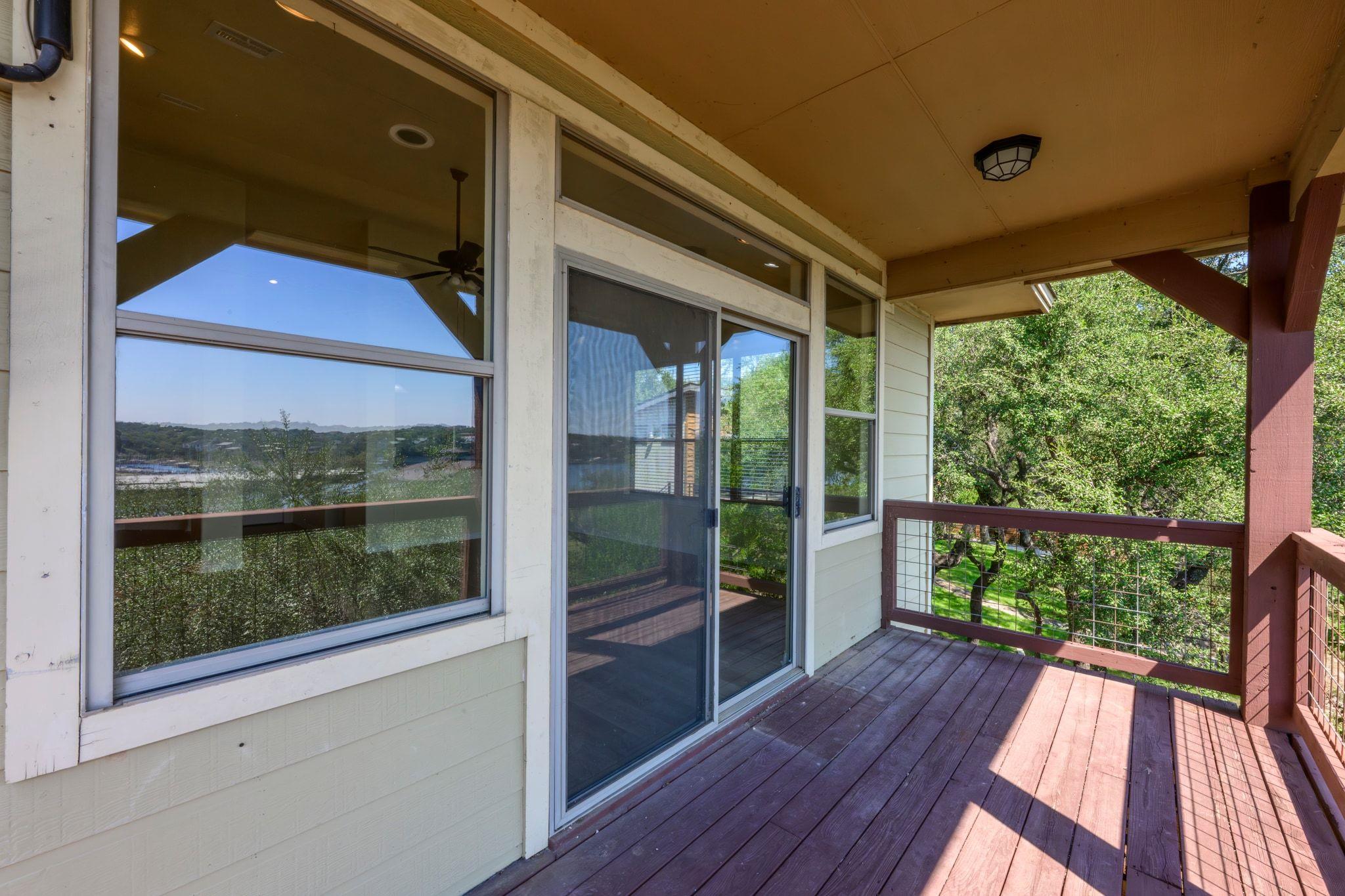 1101 OAK HURST RD # 201