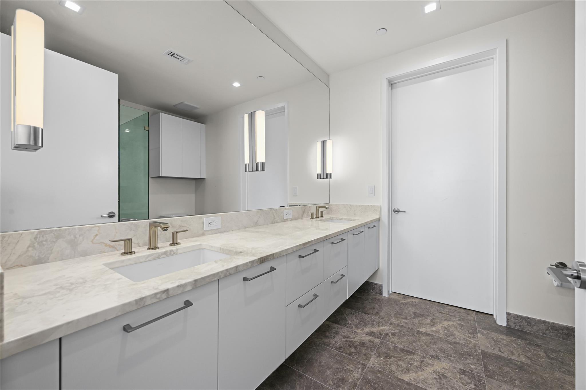 501 West Ave # 3201