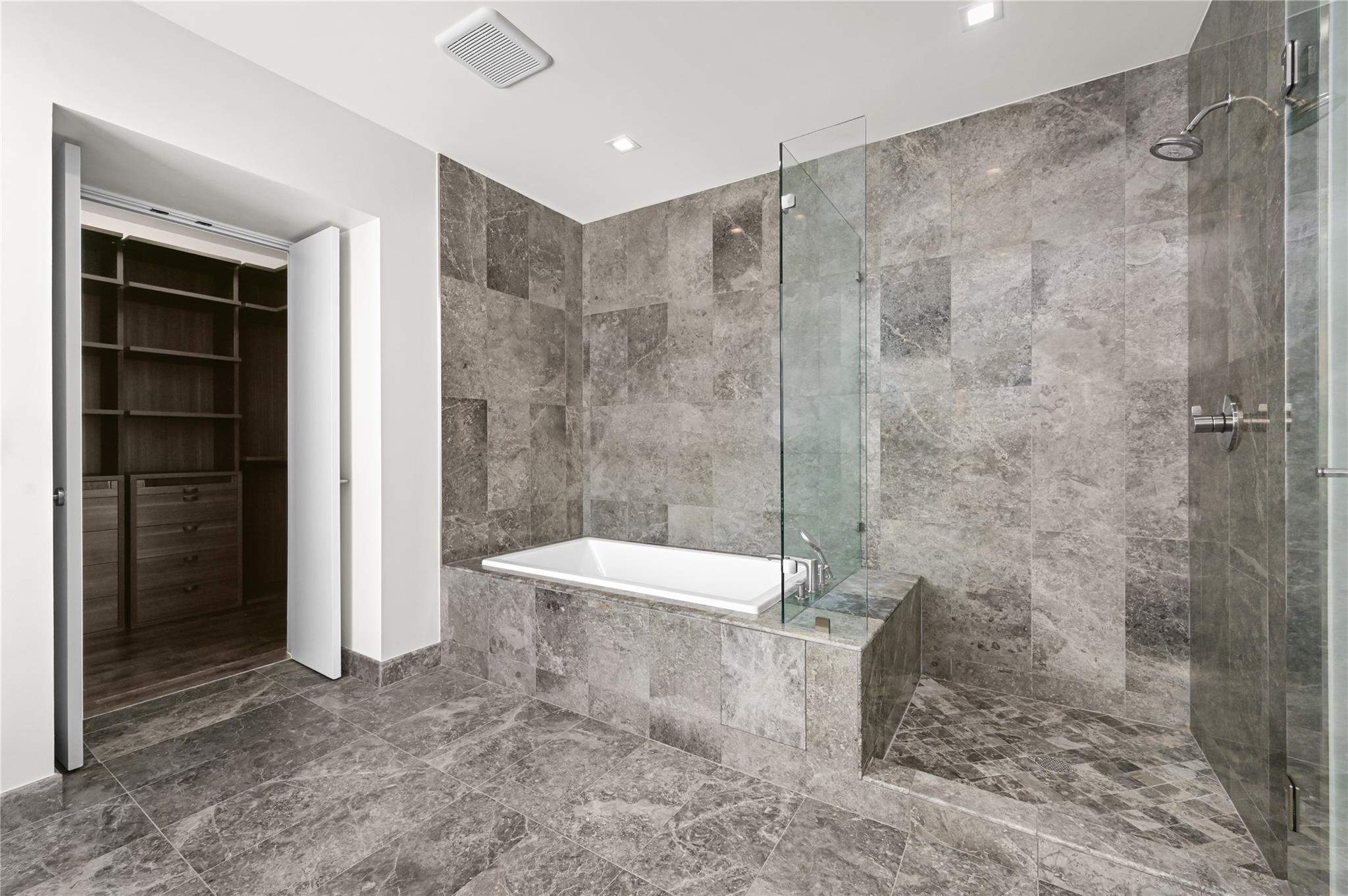 501 West Ave # 3201