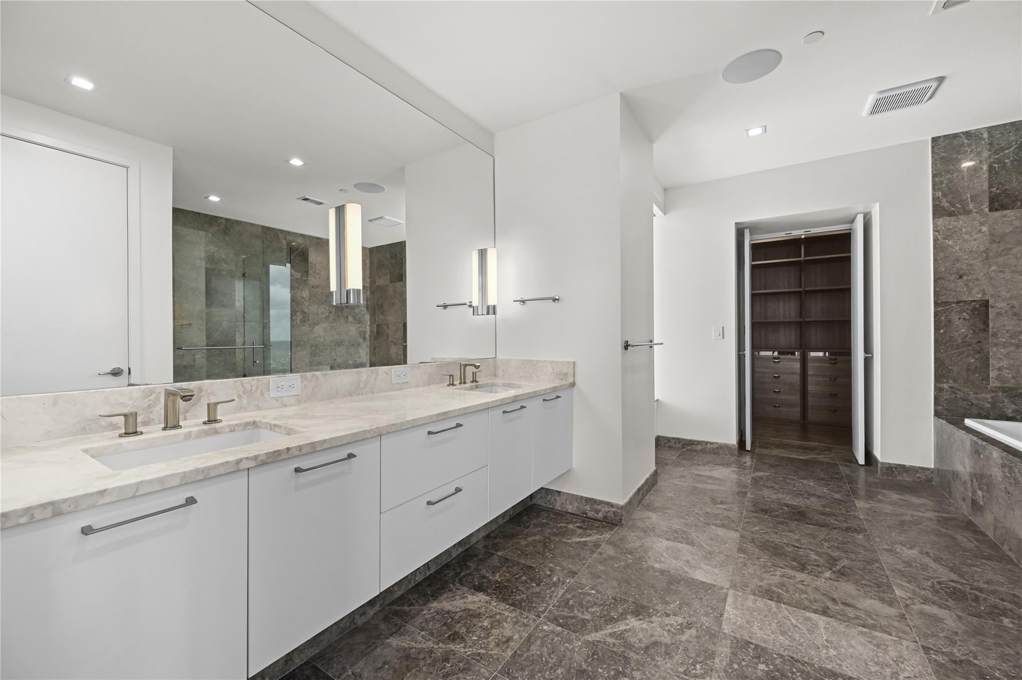 501 West Ave # 3201