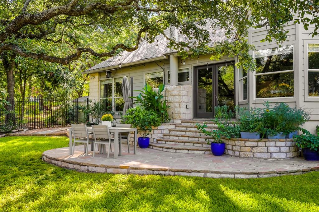 803 Westbrook DR