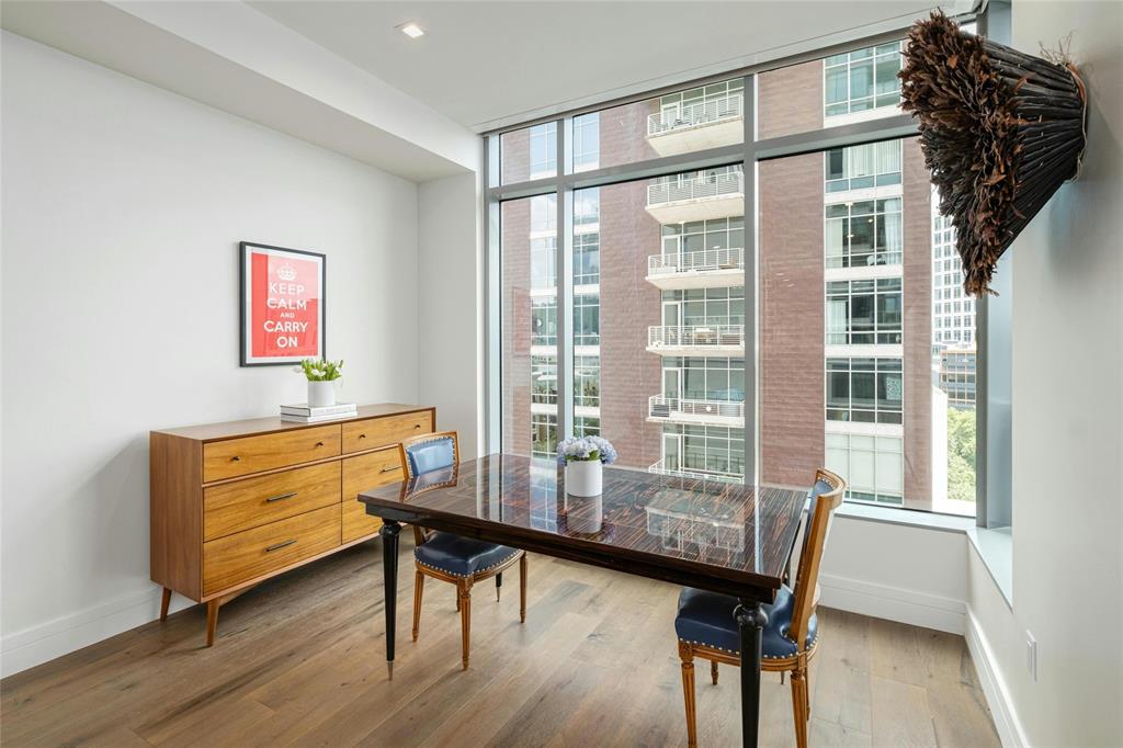 501 West Ave # 702
