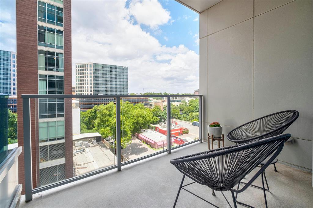 501 West Ave # 702