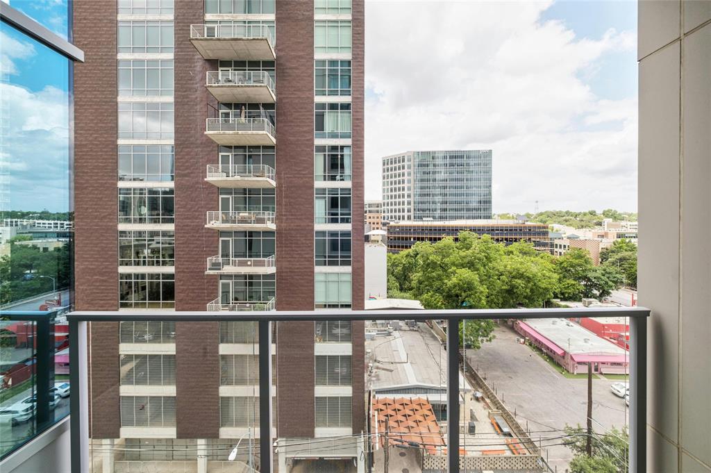 501 West Ave # 702