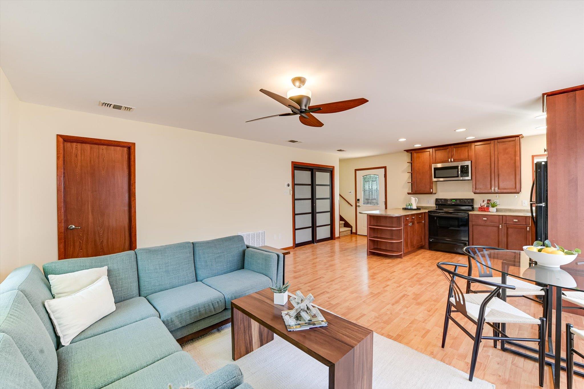 1006 Shelley Ave