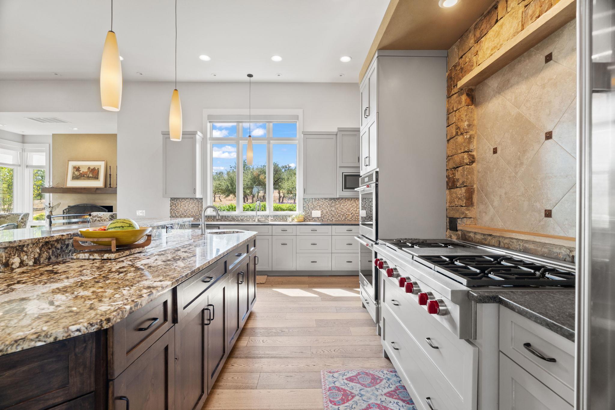 11400 Crumley Ranch RD