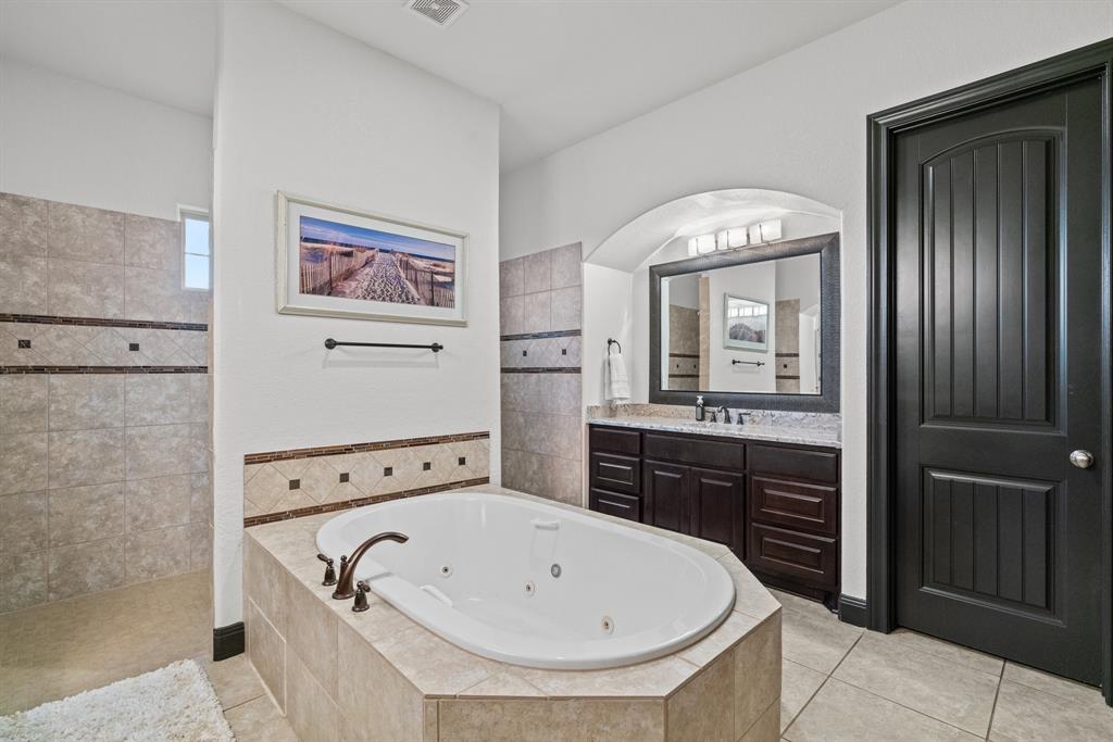 816 Dream Catcher DR