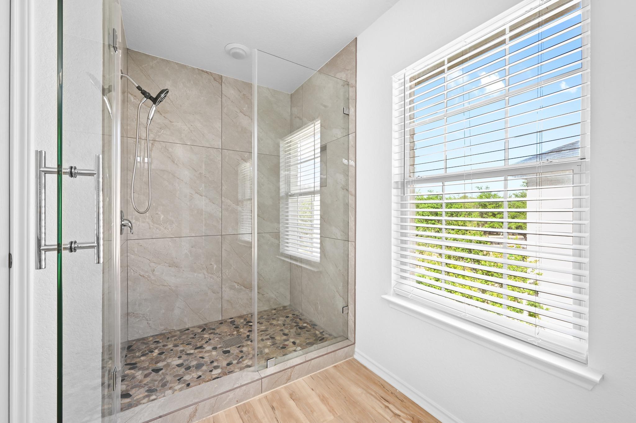 2412 Regal Park LN